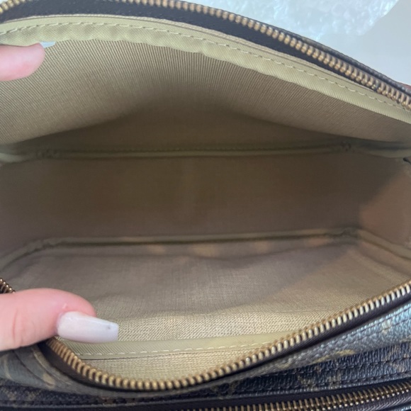 🚨🚨SOLD🚨🚨 Louis Vuitton Monogram Reporter PM Bag - Picture 12 of 13